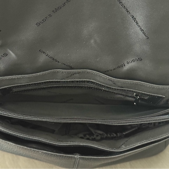 STONE MOUNTAIN Black Leather Shoulder Bag - Picture 8 of 14
